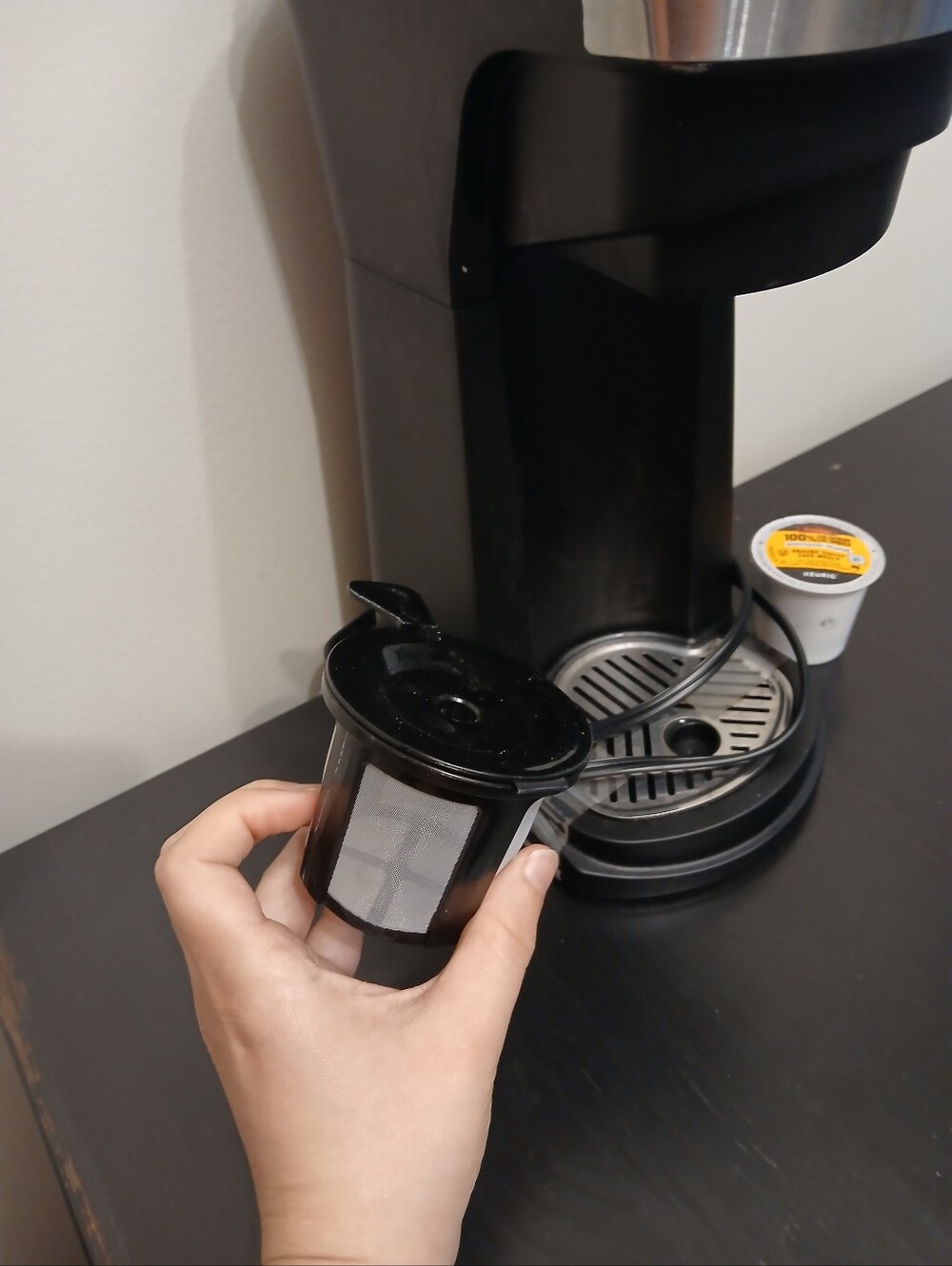 Frigidaire 2 In 1 Coffee Maker K Cup And Ground Coffee - Picture 5 of 8